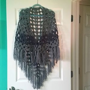 2 tone grey Fringed shawl